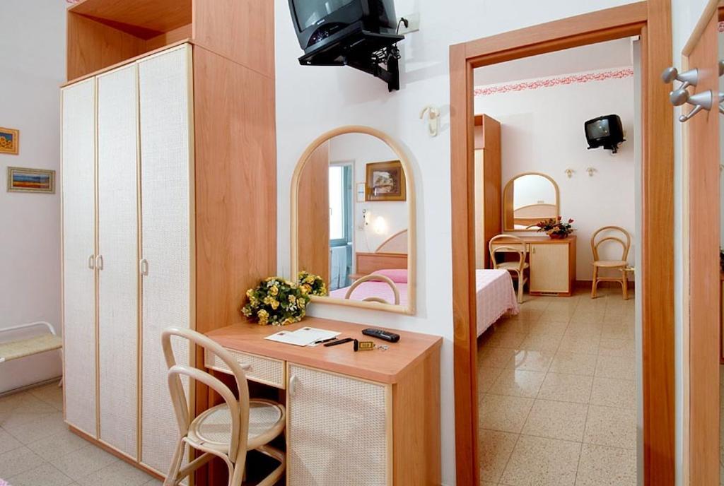 Hotel Gardenia Белариа-Игеа Марина Стая снимка