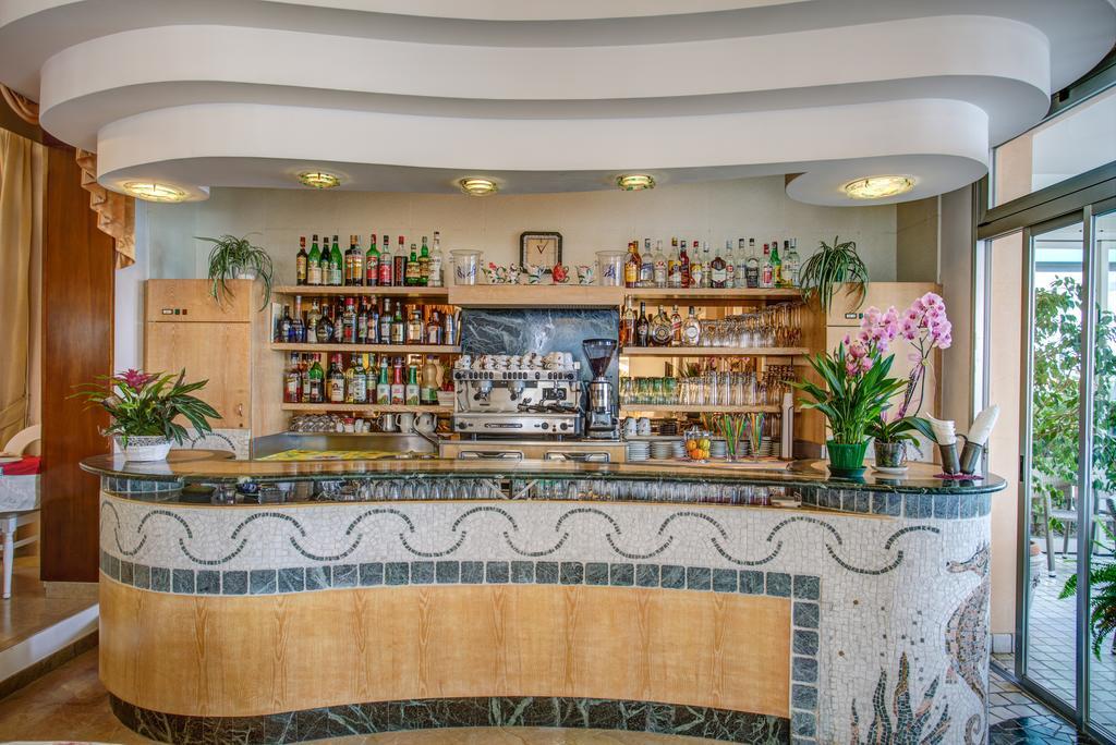 Hotel Gardenia Белариа-Игеа Марина Екстериор снимка